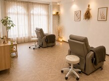 アイビー 加古川店(eyebee)の雰囲気（明るくゆったり過ごせる癒し空間な店内♪LED/マツエク/まつぱ）