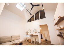 ディアブルー 平塚店(diar blue)/一軒家を改装した店内