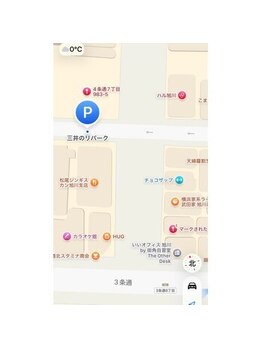 ロレインブロウ 旭川店/駐車場