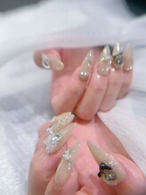 デリーネイル(Dely_nail)/華やかパーツデザイン