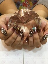 エスフィーネイルサロン ブリーユ(Esfy nailsalon Brille)/秋カラースカルプ
