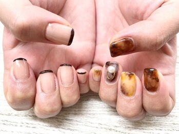 ホナ(HONA)/アシメネイル