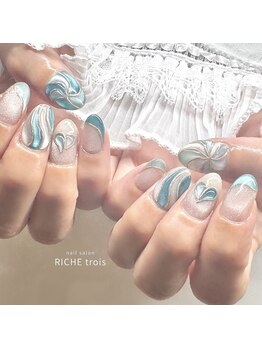リッシュ トロワ(RICHE trois)/ほんちゃんマグ参考アートネイル