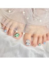 リッシュ トロワ(RICHE trois)/先取クリスマスネイル♪