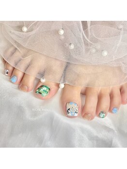 リッシュ トロワ(RICHE trois)/先取クリスマスネイル♪