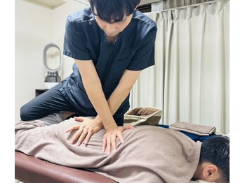 ヒカリカイロプラクティックの写真/【平日21時最終受付】頭痛/眼精疲労/首肩の痛み/腰痛/身体の歪みはお任せ下さい!骨格調整カイロコース¥7000