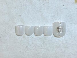 オーロラホワイトネイル