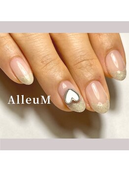 アリューム 北山/ゴールドフレンチネイル