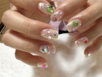 デューネイルスタジオ(dew nail studio)/キラキラ宝石ネイル