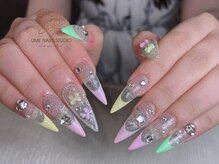 ウメネイルスタジオ(UME NAIL STUDIO)/長さだしやり放題×つけ放題