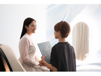 ラビクール 東京店(Rabbicour)の写真/自分自身へのご褒美や大切な人へのプレゼントにもワンランク上の“ご褒美ヘッドスパ”はいかがですか？
