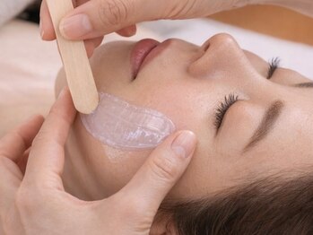 エチ毛ットの写真/産毛が無いとこんなに明るいちゅるん肌！大人気のフェイシャルWax！こだわりのキワ攻め顔脱毛も◎