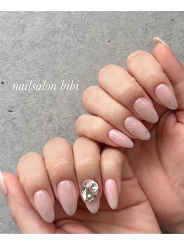 ネイルサロン ビビ(bibi)/大人ヌーディーネイル