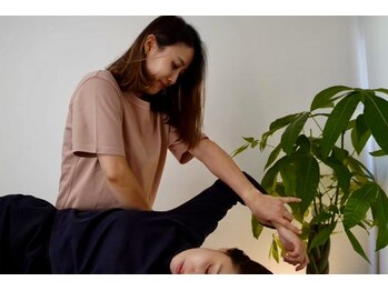 コガオプラス(KOGAO Plus+)/首肩こりを解消・小顔に