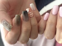 ヤーム アズ エティル(Yarm As Etel)/ちぐはぐネイル