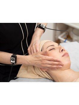 ホウレイ線・たるみ改善！予防ケア