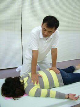 クリニカルカイロプラクティック 駅南/【施術の流れ９】仕上げのゆるめ