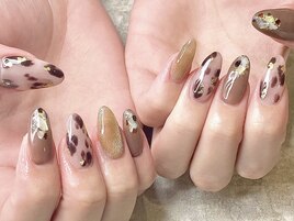 スカルプチュアヒョウ柄秋ネイル
