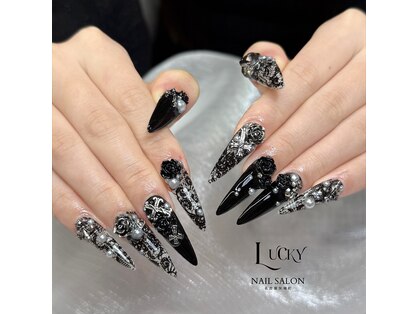 ラッキー(LUCKY)の写真