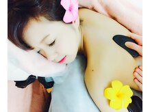 ビースマイル(Be-Smile)/ハンドとカッサで肩甲骨ほぐし。