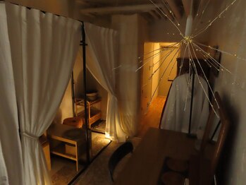 ジェン/雰囲気にこだわった店内