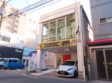 リアン 薬院店(Lien)/外観と駐車場のご案内写真清川店