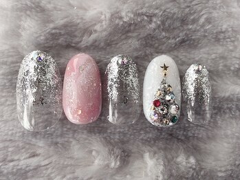 アミュレット(AMULET)/12月定額 6050円(税込)