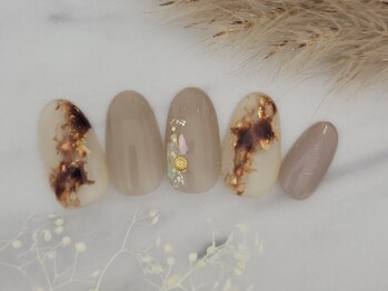 ビオトーププラス 銀座7丁目店(bio tope+)/ニュアンスネイル銀座フィルイン