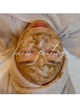 ティアラ(TIARA)/ハーブピーリング