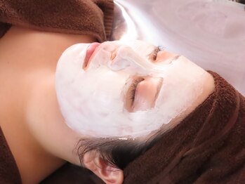 ハナ(HaNa)の写真/繰り返すお肌トラブルには”歴14年のプロ”と二人三脚で解消＜赤ニキビ/白ニキビケアコース￥7150～＞