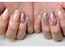 リノ(Lino)/大理石風ネイル