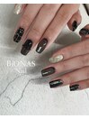 black nails