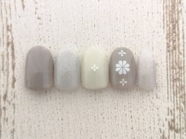 モダンフラワーネイル ￥6800