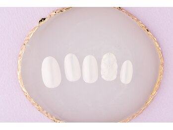 エムスラッシュ ネイル 新百合ヶ丘店(M.SLASH)/