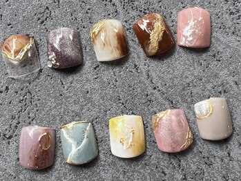 エイル ビューティ スタジオ(EIL beauty studio)の写真/【フットワンカラー　¥5200/選べる親指アート ¥5900】足の先まで納得のいくカワイイに＊《ドンキホーテ側》
