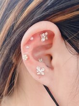 ラヴィエール(Laviere)/【耳ツボジュエリー14粒】