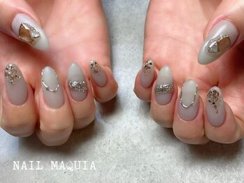 ネイル マキア(NAIL MAQUIA)/