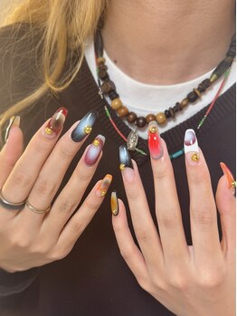 ウズ(UZU)/個性派ネイル