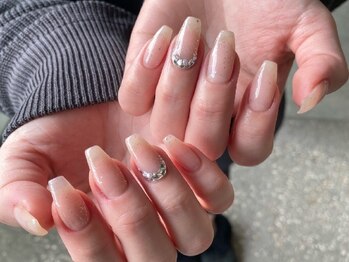 ラビット(Lovit)の写真/【高い技術力で叶う指先】シンプルだからこそ際立つ繊細な技術で、いつでも手元を美しく彩る♪