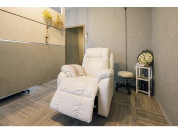 ラブラ バイ スウェラ(Love la by swella)/まつげパーマ