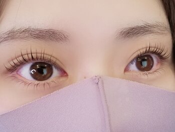 アイラッシュサロン リオ(RiO)/ラッシュリフトまつげパーマ上下