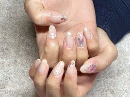ハート埋め込みネイル