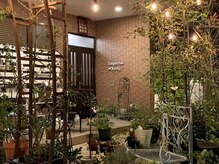 インペリアルボディ(Imperial Body)/南側入り口