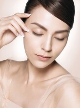 インフェイシャス 二子玉川店/自然でさりげない大人の目もとに