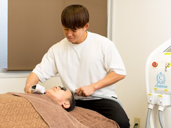 メモリー(memory)/ヒゲ脱毛施術風景