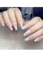 モモ(Momo)/チークネイル