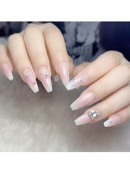 モモ(Momo)/チークネイル