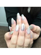 ヒトミネイルズ(Hitomi Nails)/マグネットネイル