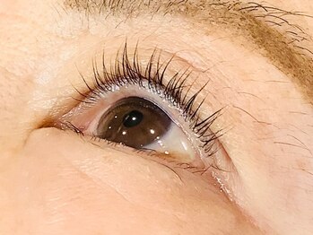 リアン ラッシュリフト(Lien LASHLIFT)/瞼が軽くなった♪と喜んだ母。