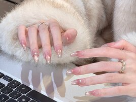 大人っぽいネイル